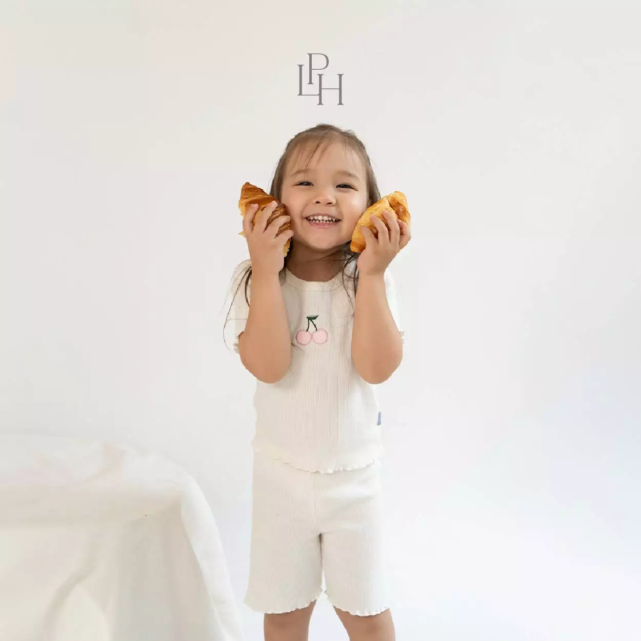 Little Palmerhaus - Audrey Girl Attire Set (Setelan Anak Perempuan) Cherry
