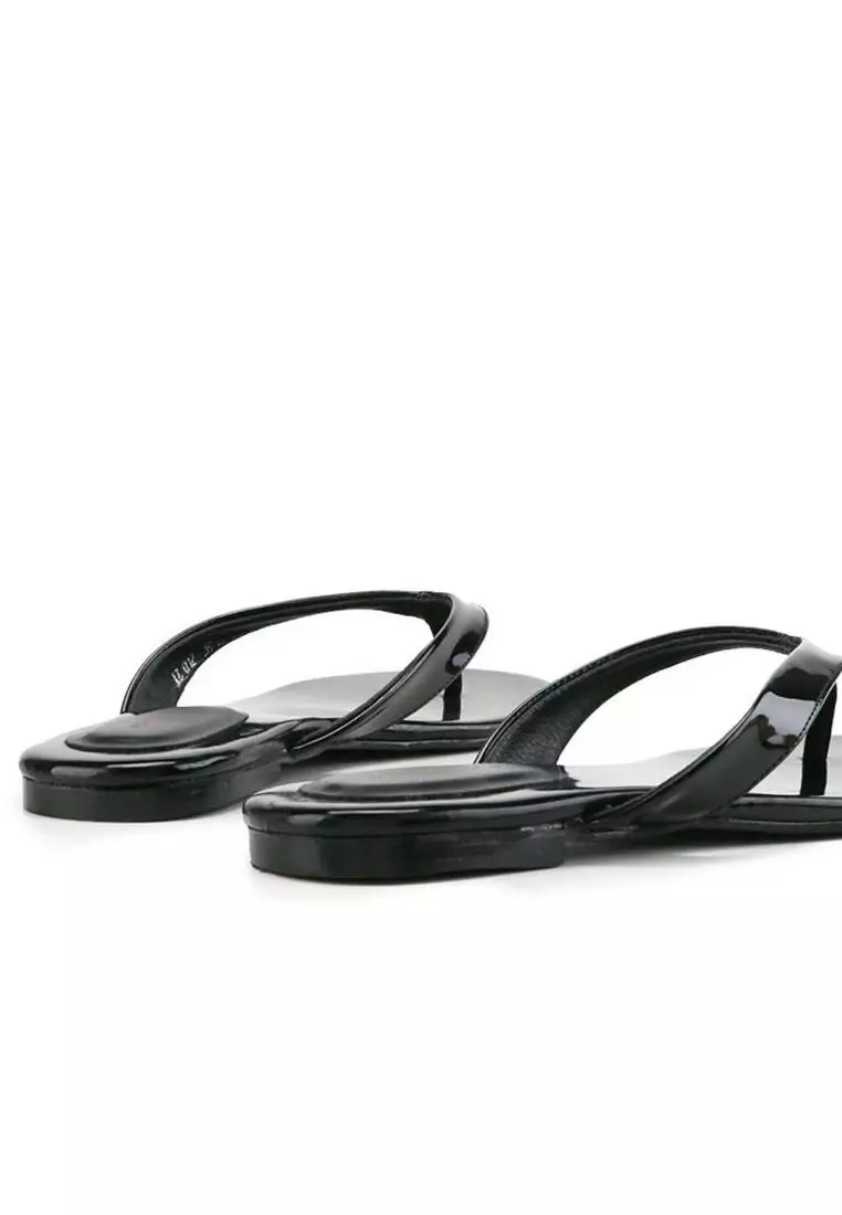 Ella Sandal wanita Jepit Flat Slip On - Black patent