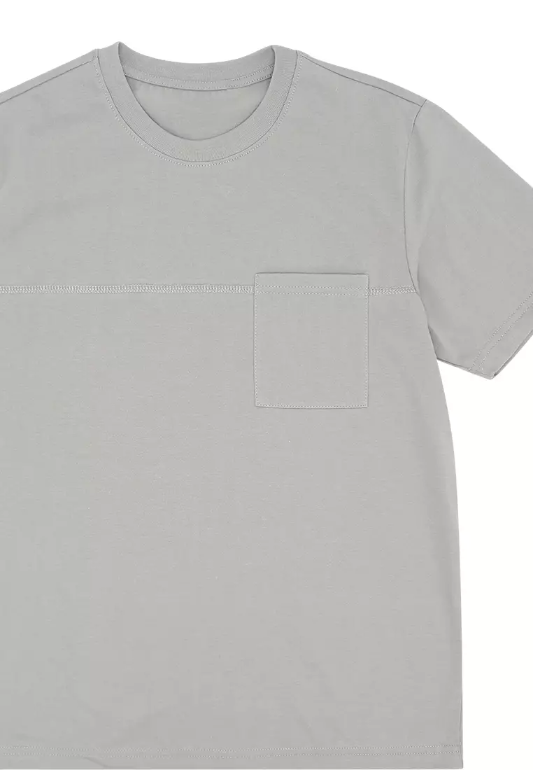 Men's Basic Round Neck T-Shirt with Pocket Detail