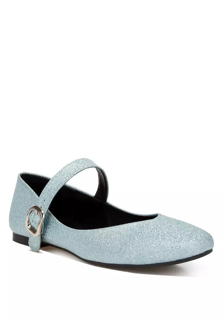 Balerina Gesper Pin Berkilau dalam Warna Baby Blue