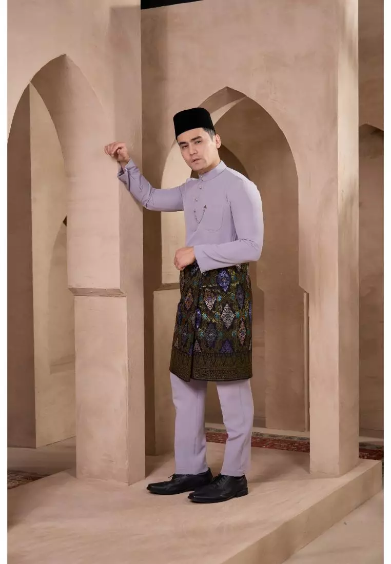 Baju Melayu Mahkota