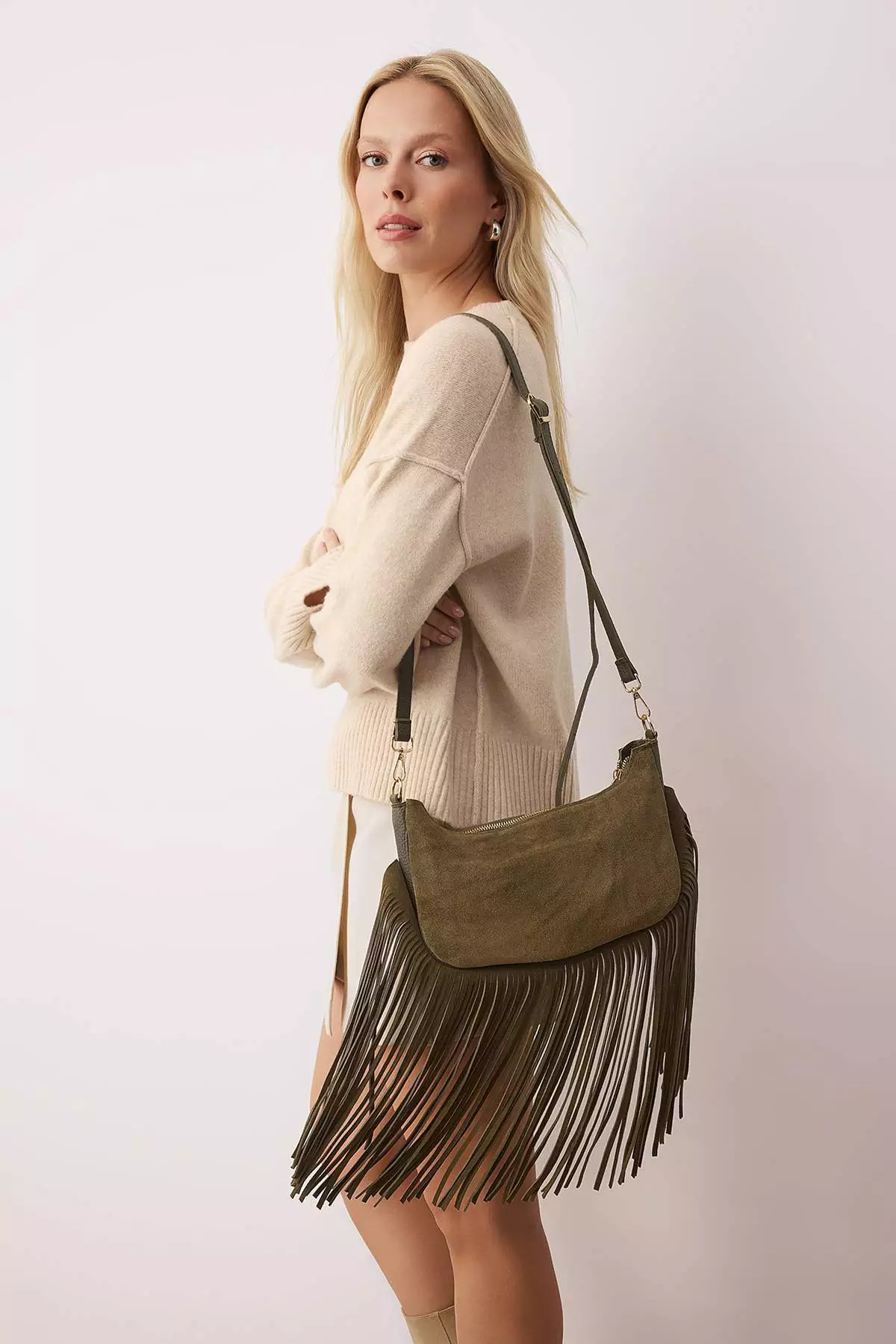 Khaki Tassel Detailed Premium Genuine Leather Women'S Shoulder Bag Takaw26Oc00044