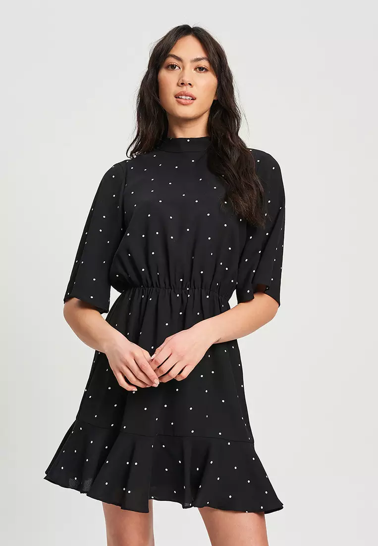 Buy REUX Mayer Mini Dress 2023 Online | ZALORA Philippines