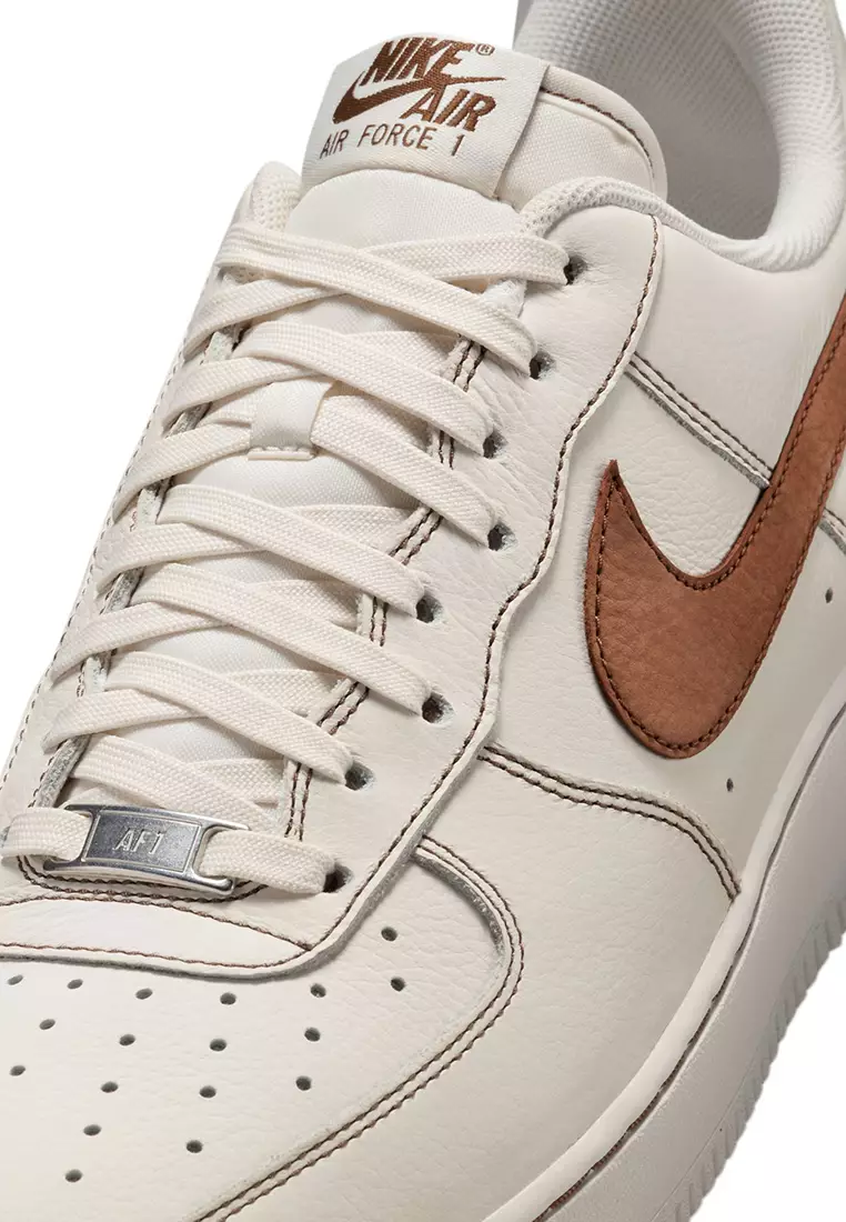 Air Force 1 '07 LV8 Shoes