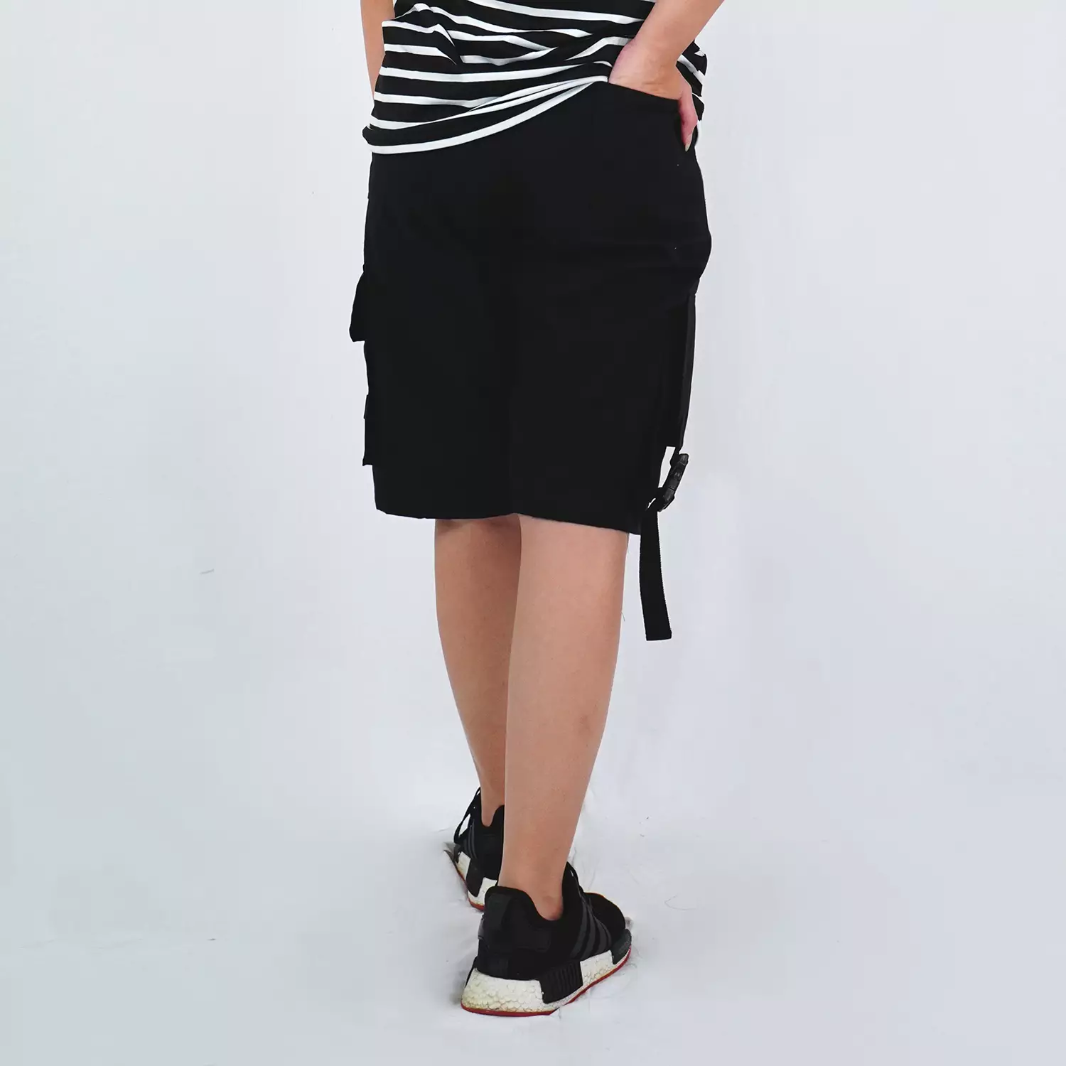 OKECHUKU Wilia Celana Pendek Wanita Selutut Celana Santai Wanita Short