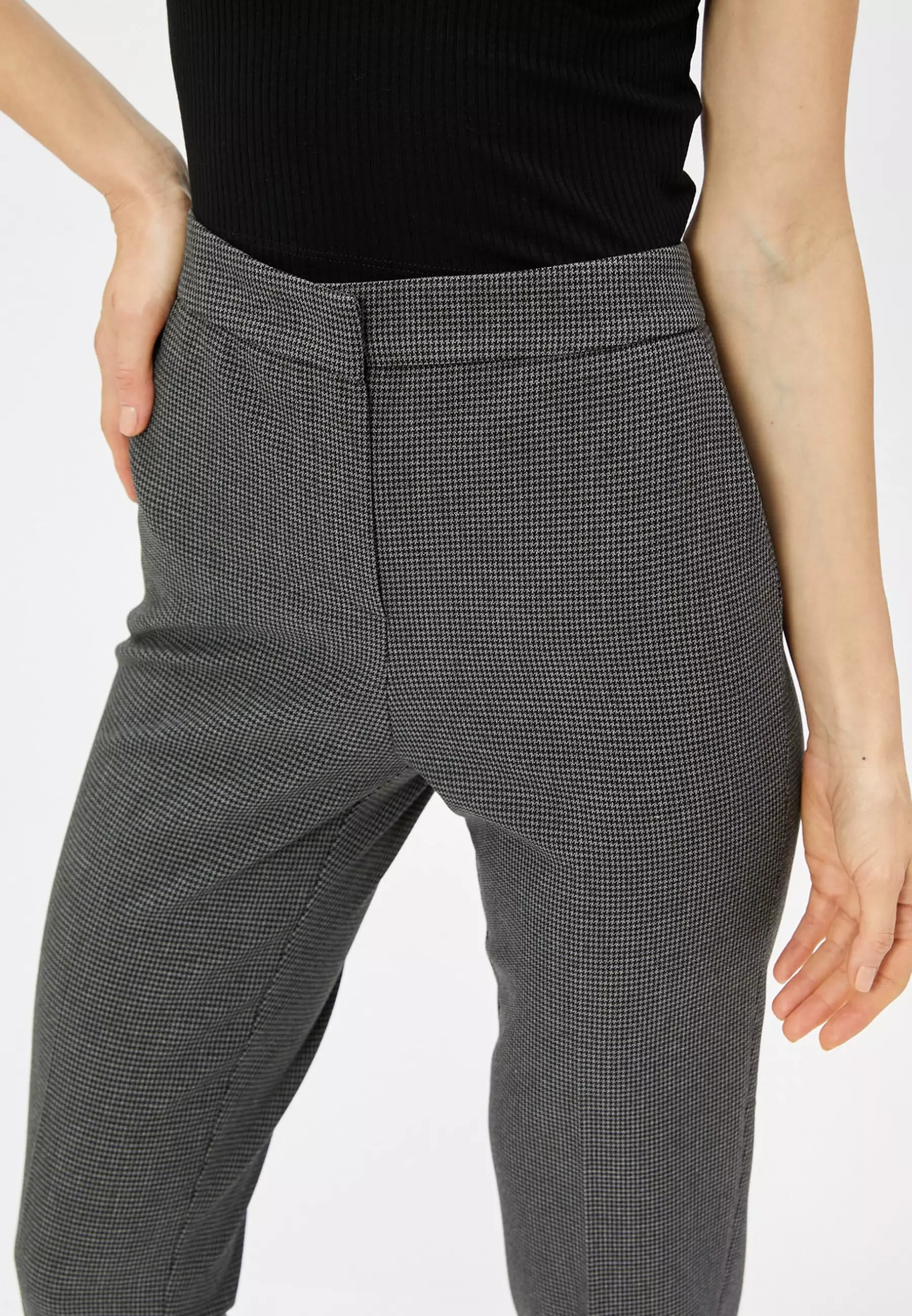 Basic Cigarette Pants High Waist