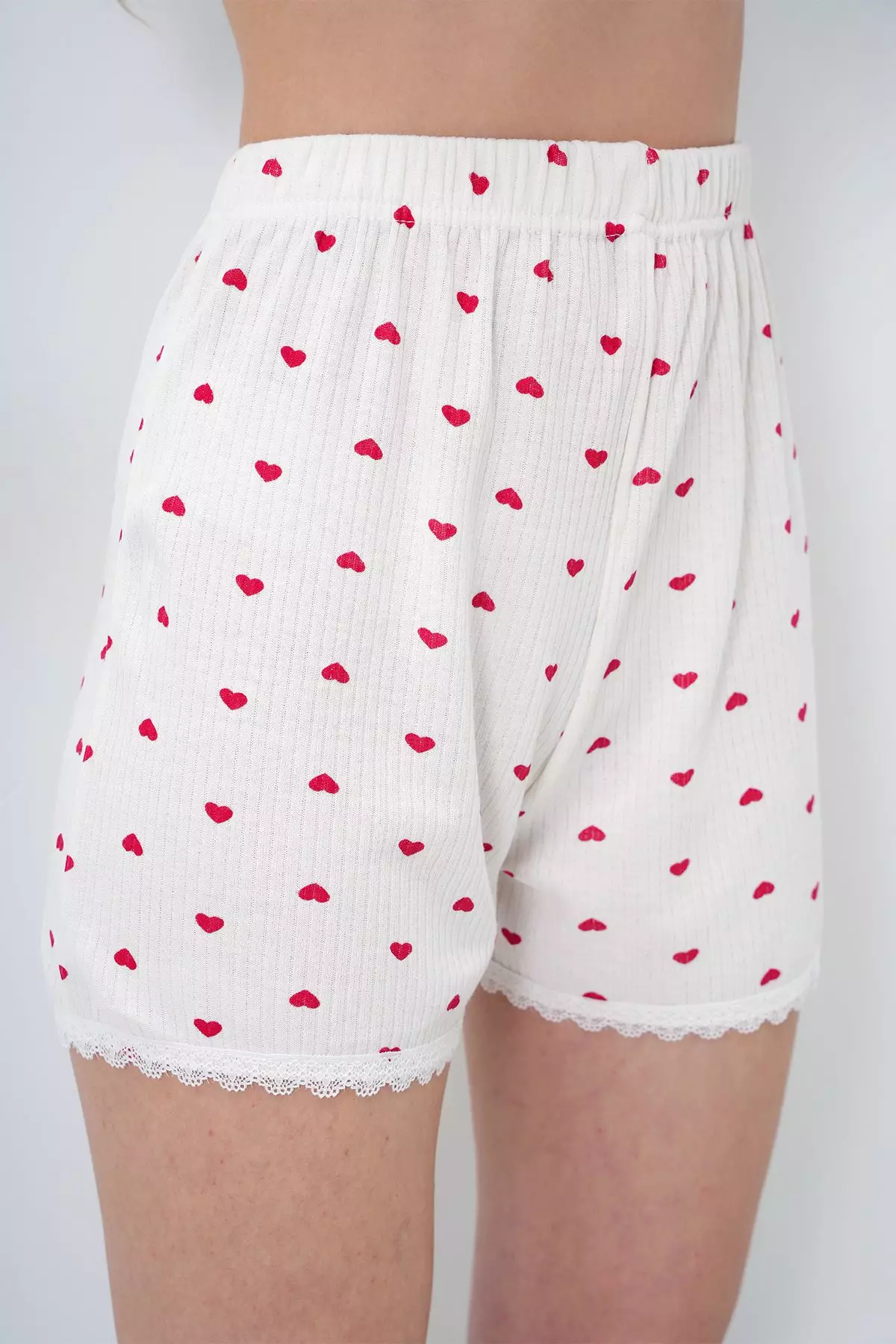 Women's Mini Heart Red Scallop Detailed Cotton Wide Collar Shirt And Shorts Pajamas Set Pjm-X13899