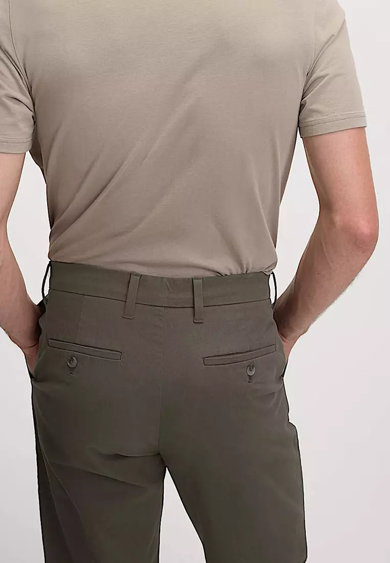 Regular Fit Stretch Chinos