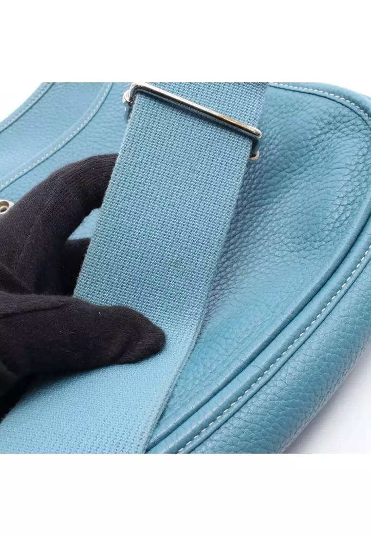 Pre-Loved Hermès Evelyn 3 Troyes PM blue jean Shoulder bag Clemence leather blue silver hardware □N engraved