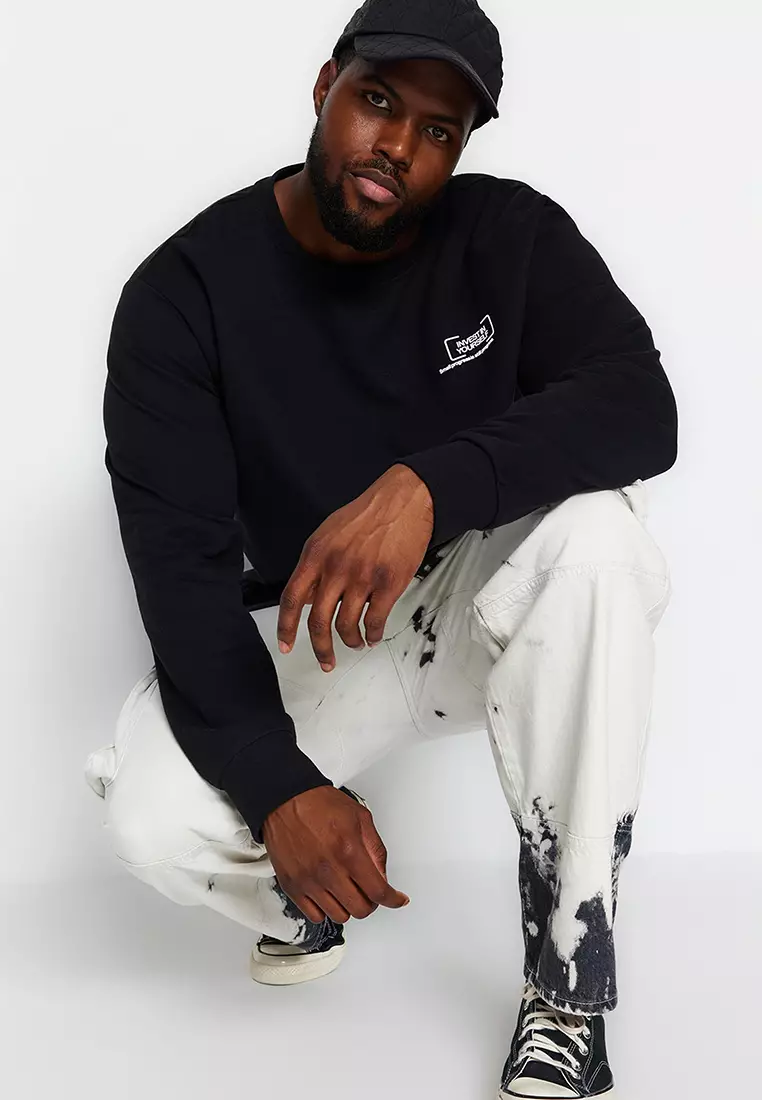 Plus Size Minimal Printed Sweatshirt