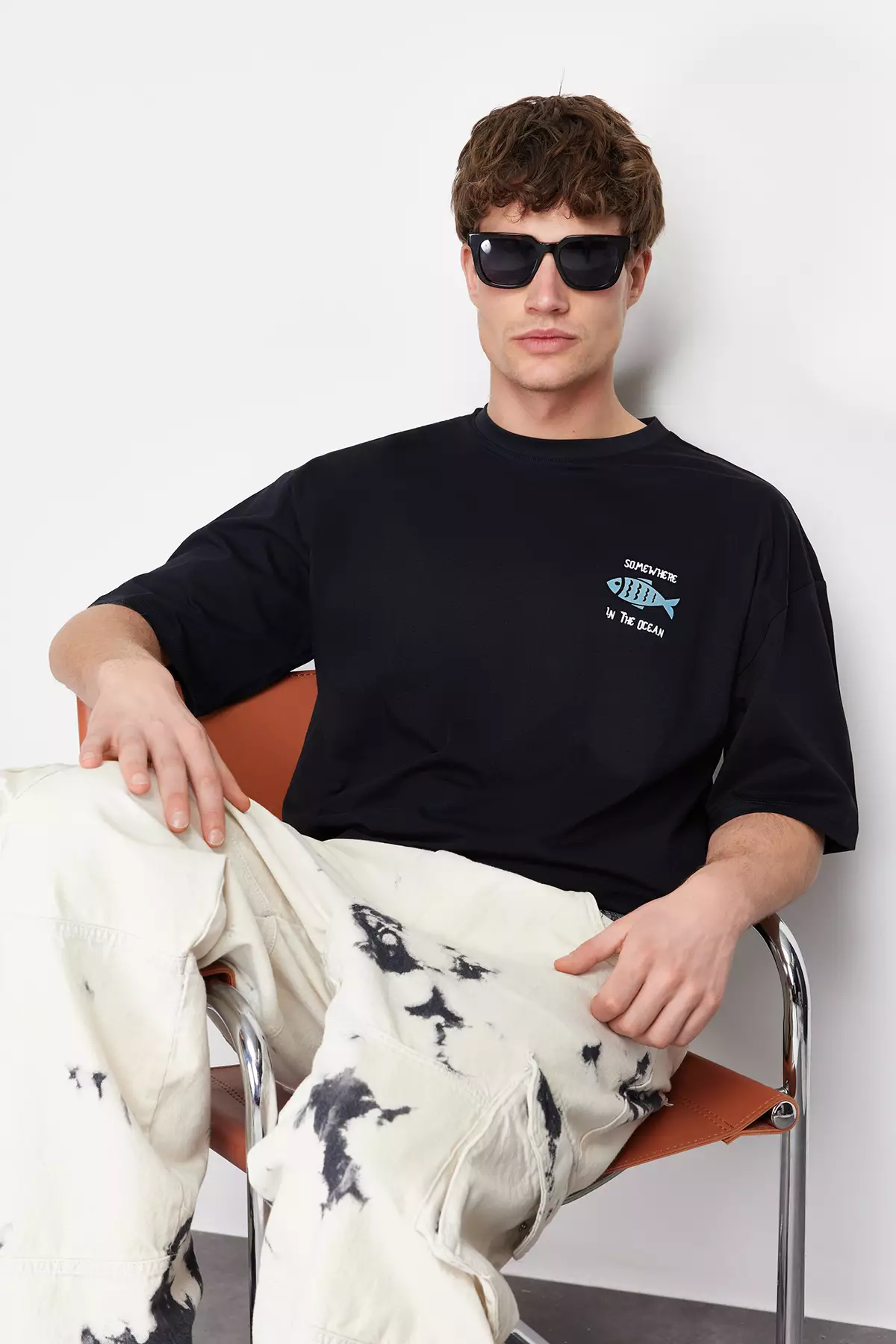 Black Oversized /Wide Cut 100% Cotton Velvet Texture Printed T-Shirt Tmnss22Ts0318