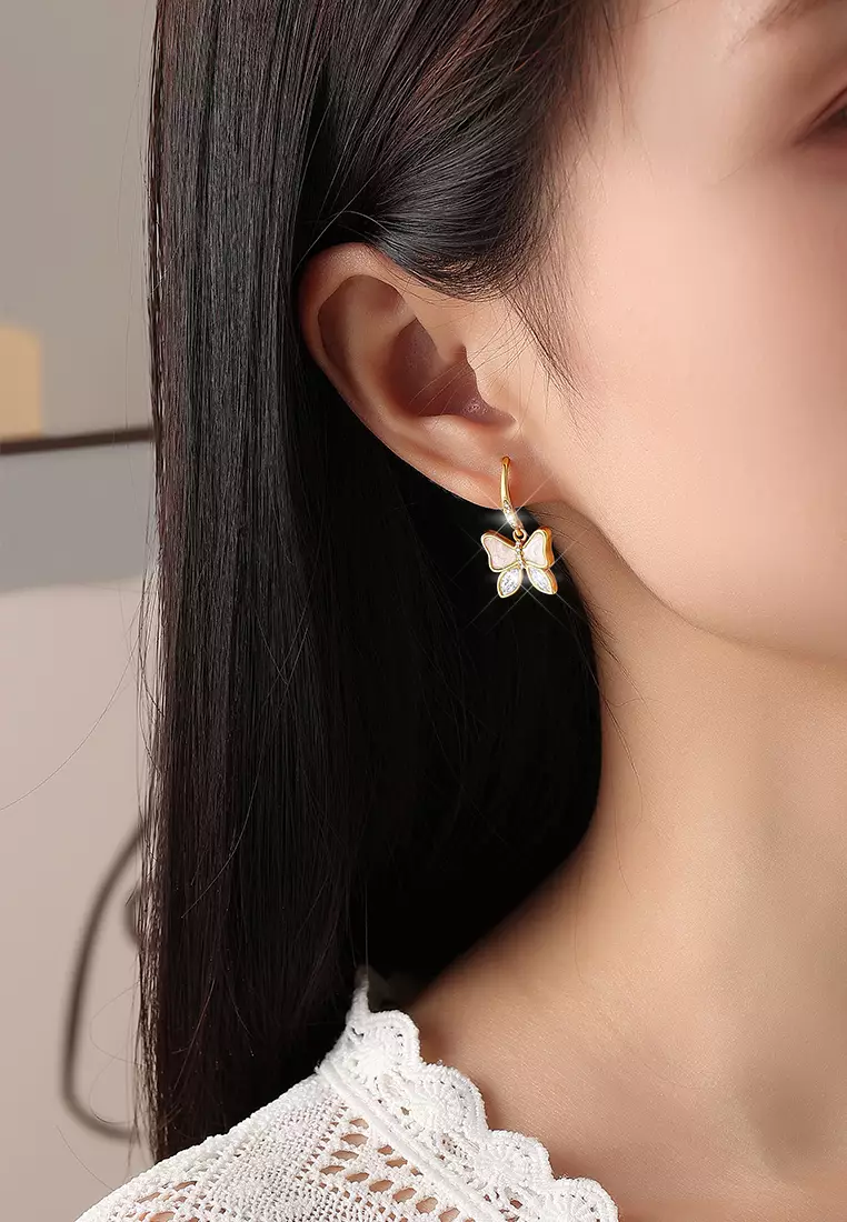 Anting Wanita Titanium Korea Fashion Butterfly Style Antingan Cewek Original Kotak Indah