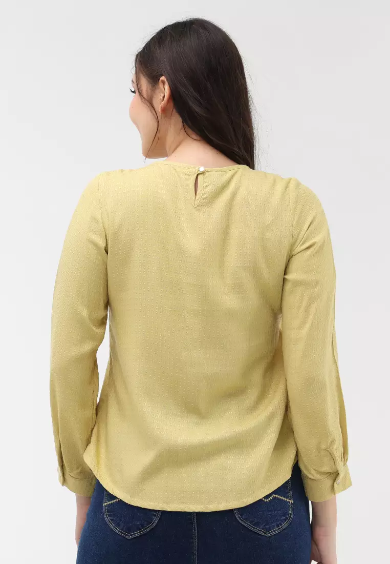 Textured Woven Long Sleeves Blouse