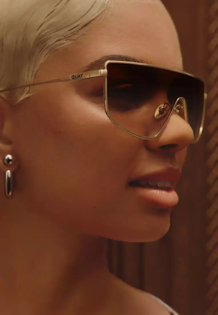 QUAY Entourage Sunglasses - Brushed Gold/Sepia