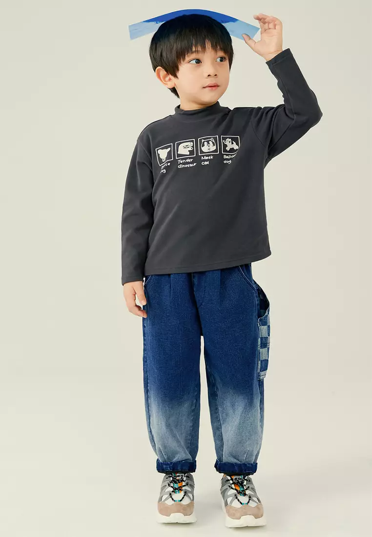 Gradient Faded Denim Jeans With Back Checkered Stitching Design