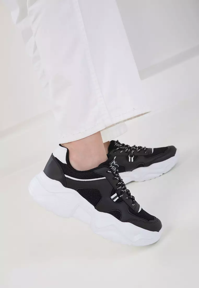 Black-White Women's Sneaker 20574