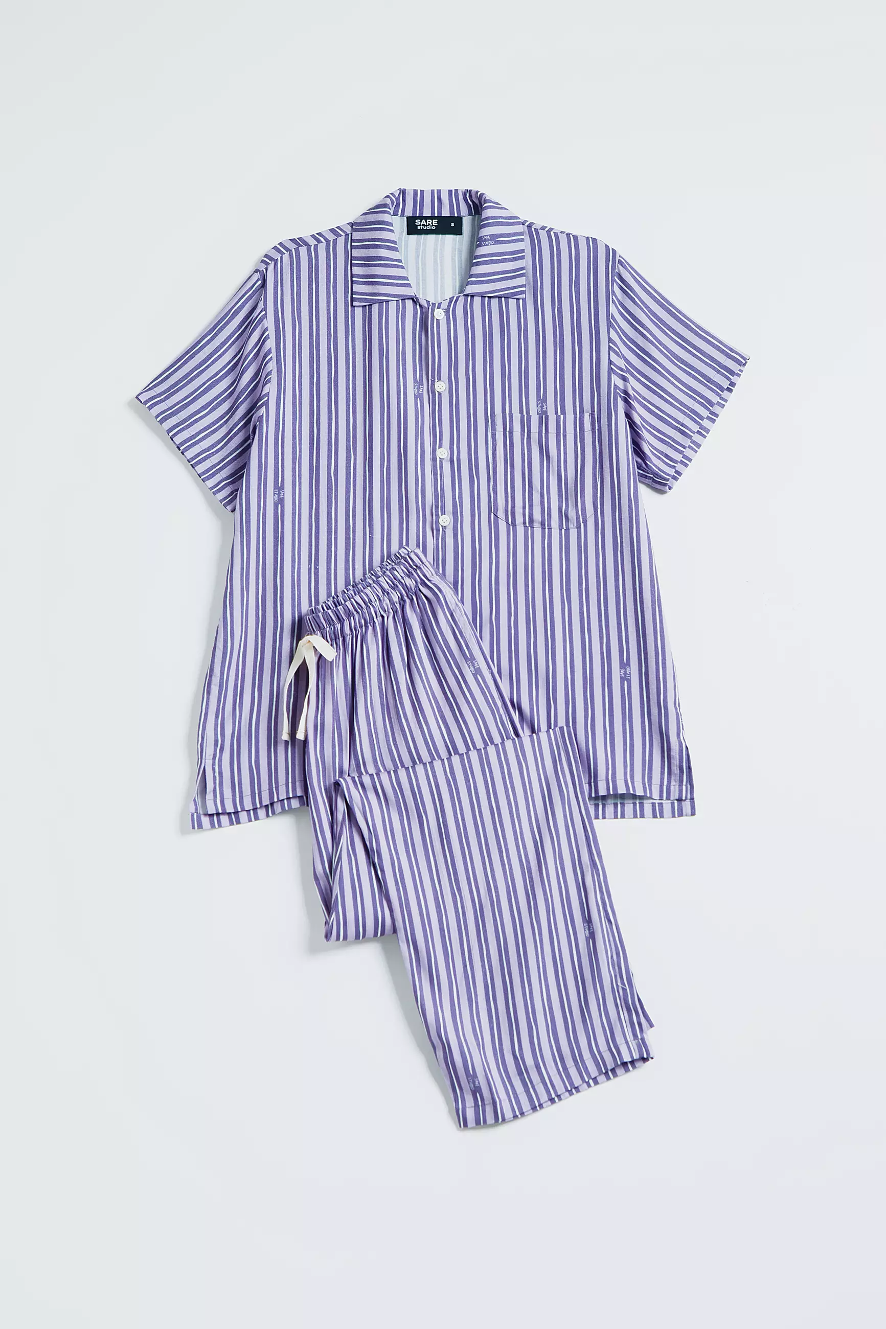 Piyama Set Lengan Pendek Katun Ecovero | SARE Studio Sleepwear KASTURI set in Lilac Salur
