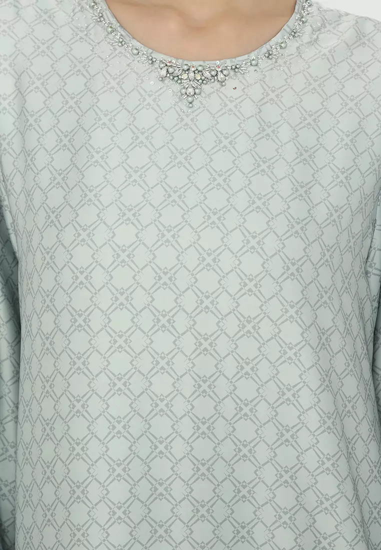 Gamis Monogram With Detail Payet In Green By Brilliant Girl Warna HIJAUMINT