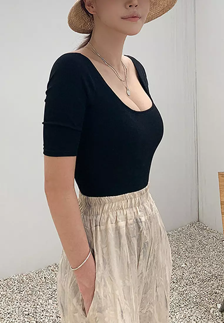 Slim fit mid-sleeve one-piece swimsuit
