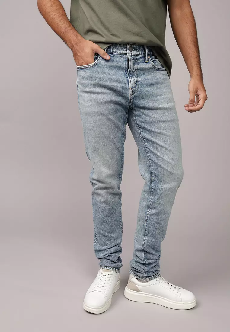 Light Clean Athletic Skinny Jeans