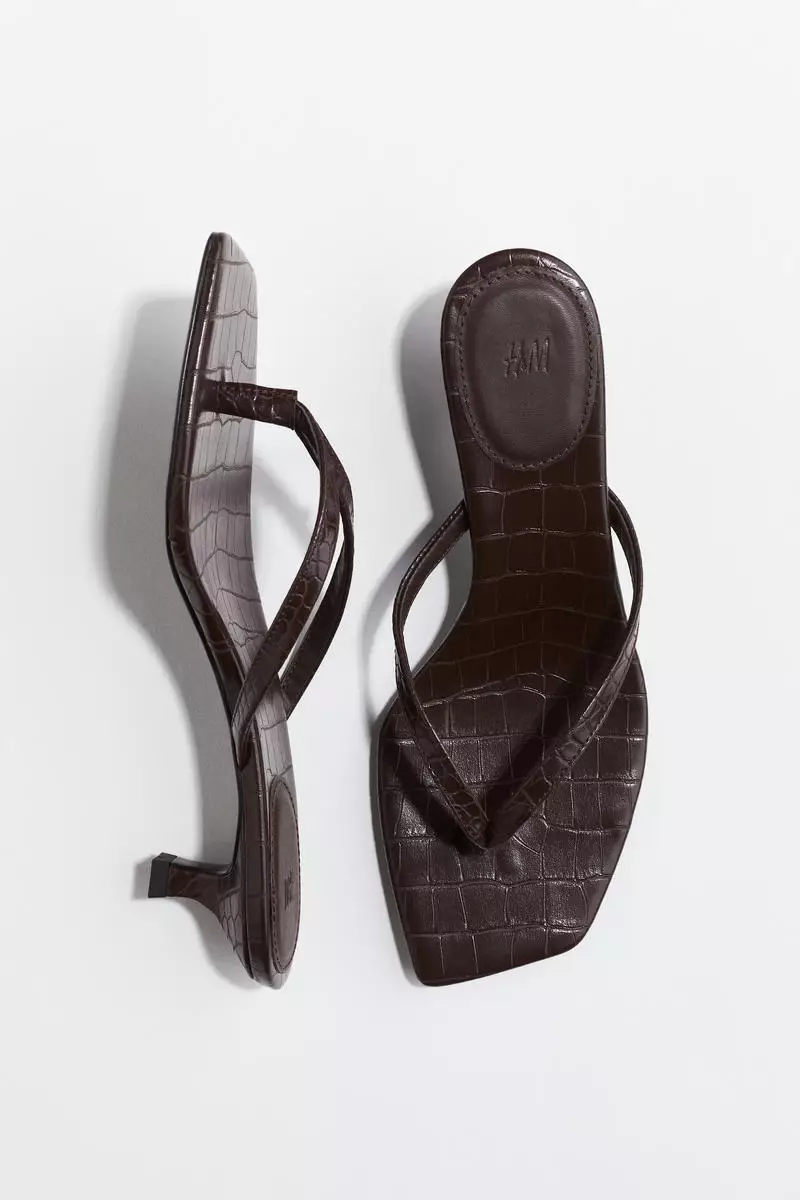 Discount on H&M  shoes - SKU: Kitten-heeled sandals