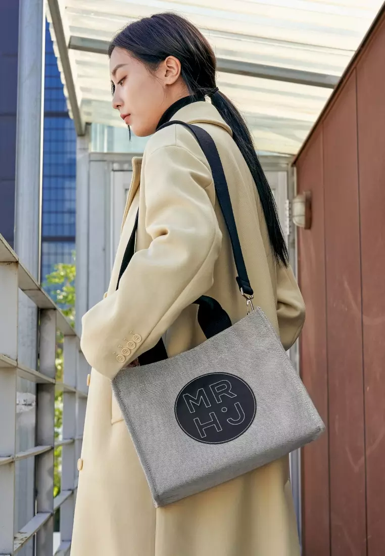 MONO LE BLANC V Canvas Vegan Leather Crossbody Bag Black
