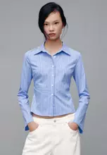 蓝色条纹