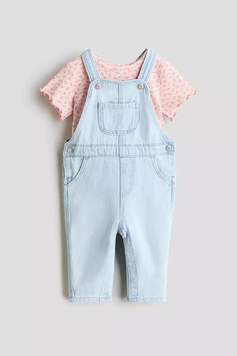 2-piece dungarees and top set