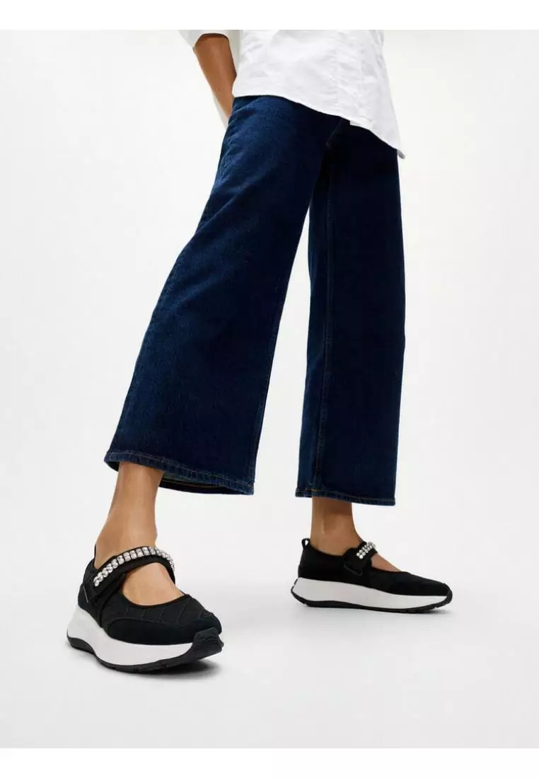 F-Mode Flow Crystal-Strap Quilted Mary Janes
