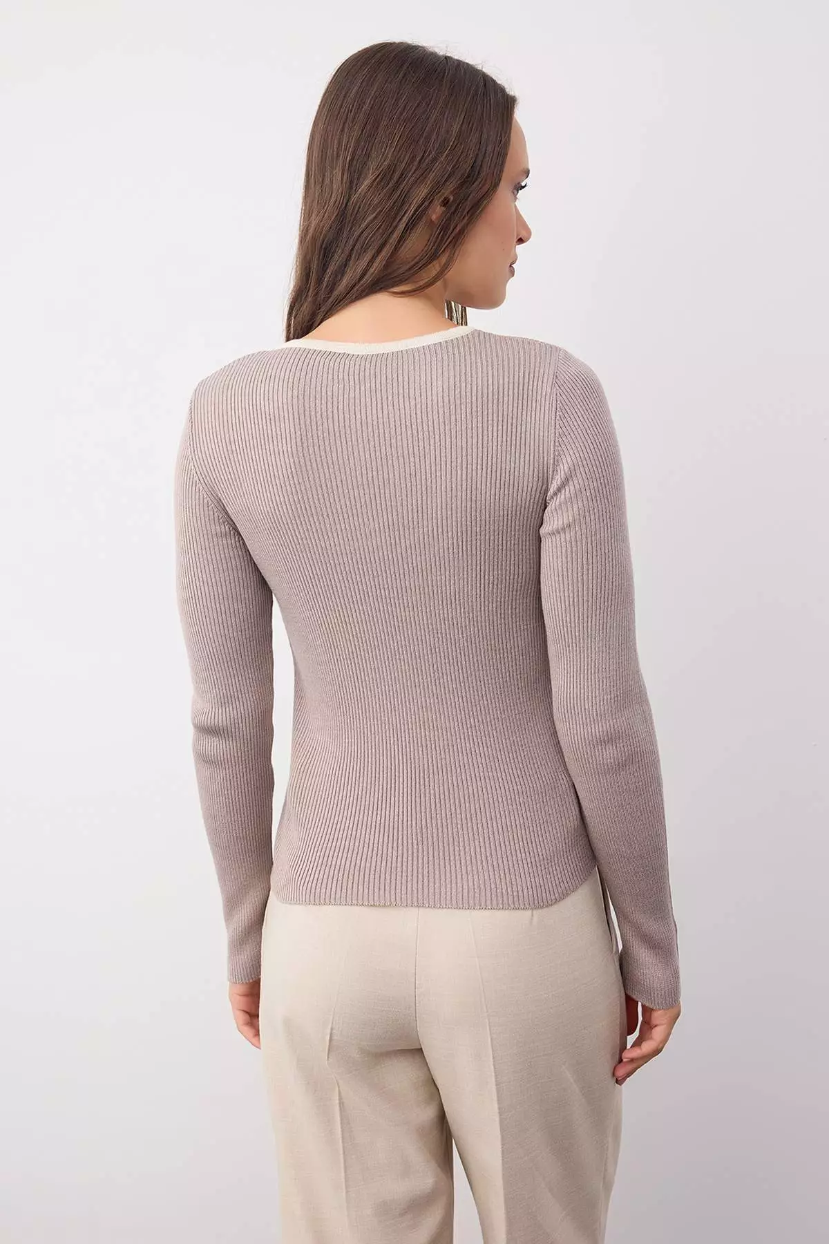 Wardrobe Essentials Beige Interlocking Look Knitwear Blouse-Sweater |