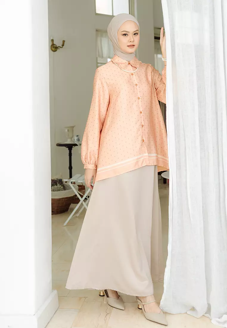 Signature Fanny Blouse