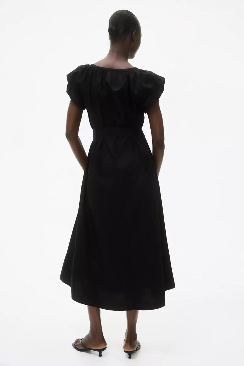 Puff-sleeved poplin dress