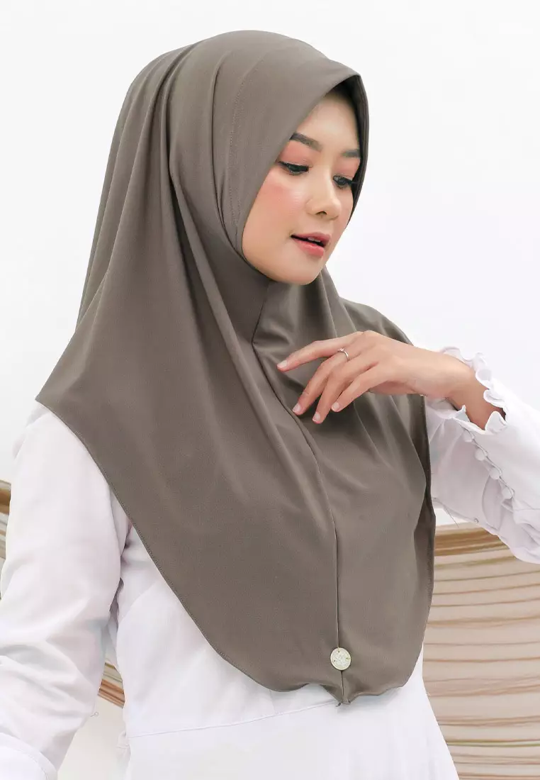 Hijab Jilbab Instan Bergo Super Jersey Cool Tech Wanita Mink Brown