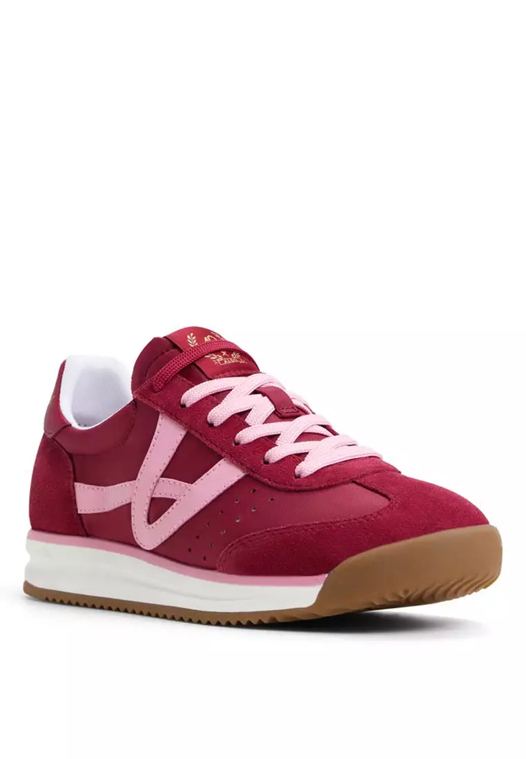 Stepcount Sneakers