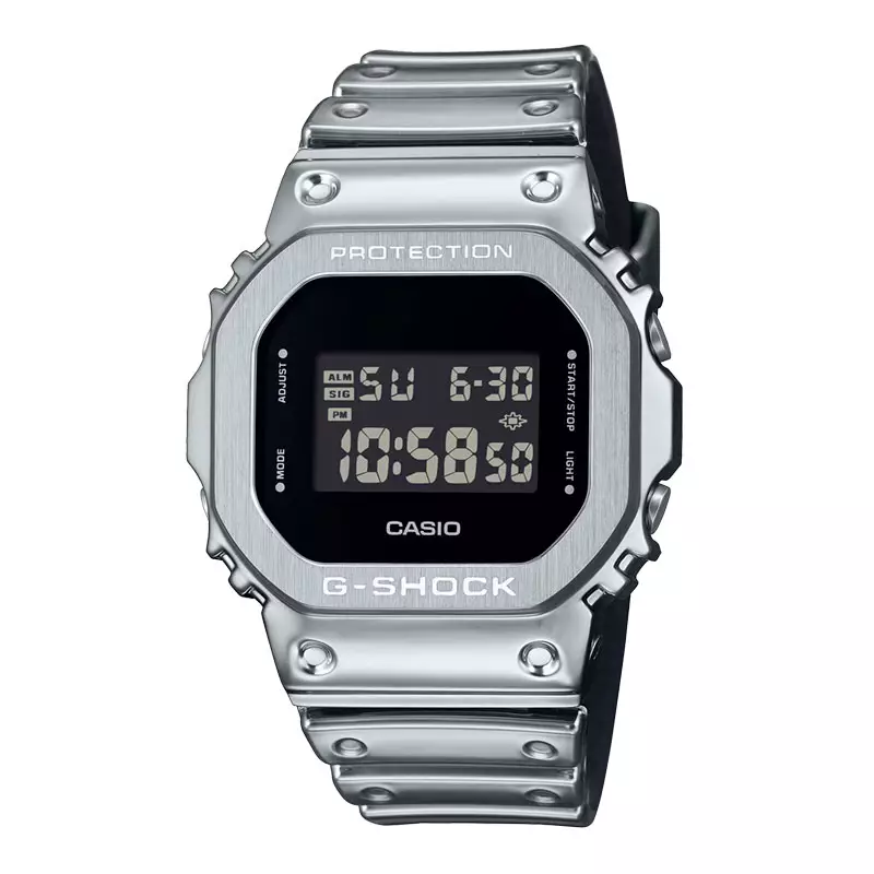 Jam Tangan Pria Casio G-Shock GM-5600YM-8JF Fine Metallic Series Digital Dial Silver Resin Band (JDM)