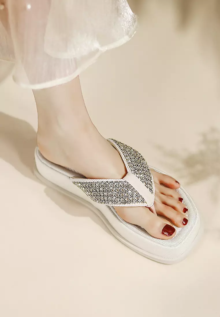 Be trendy rhinestone store flip flops