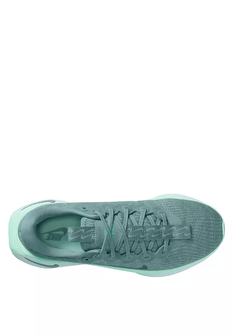 Motiva Walking Shoes