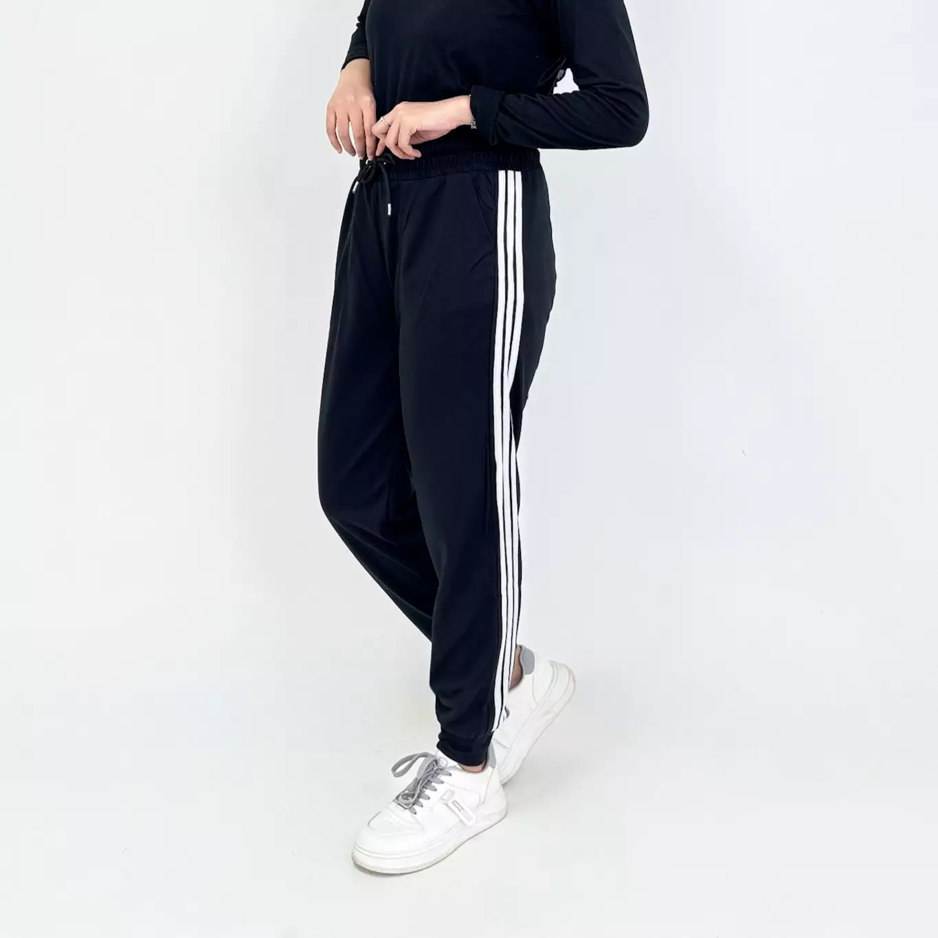 Jogger Running Pants Raisa HITAM Celana Panjang Olahraga Wanita