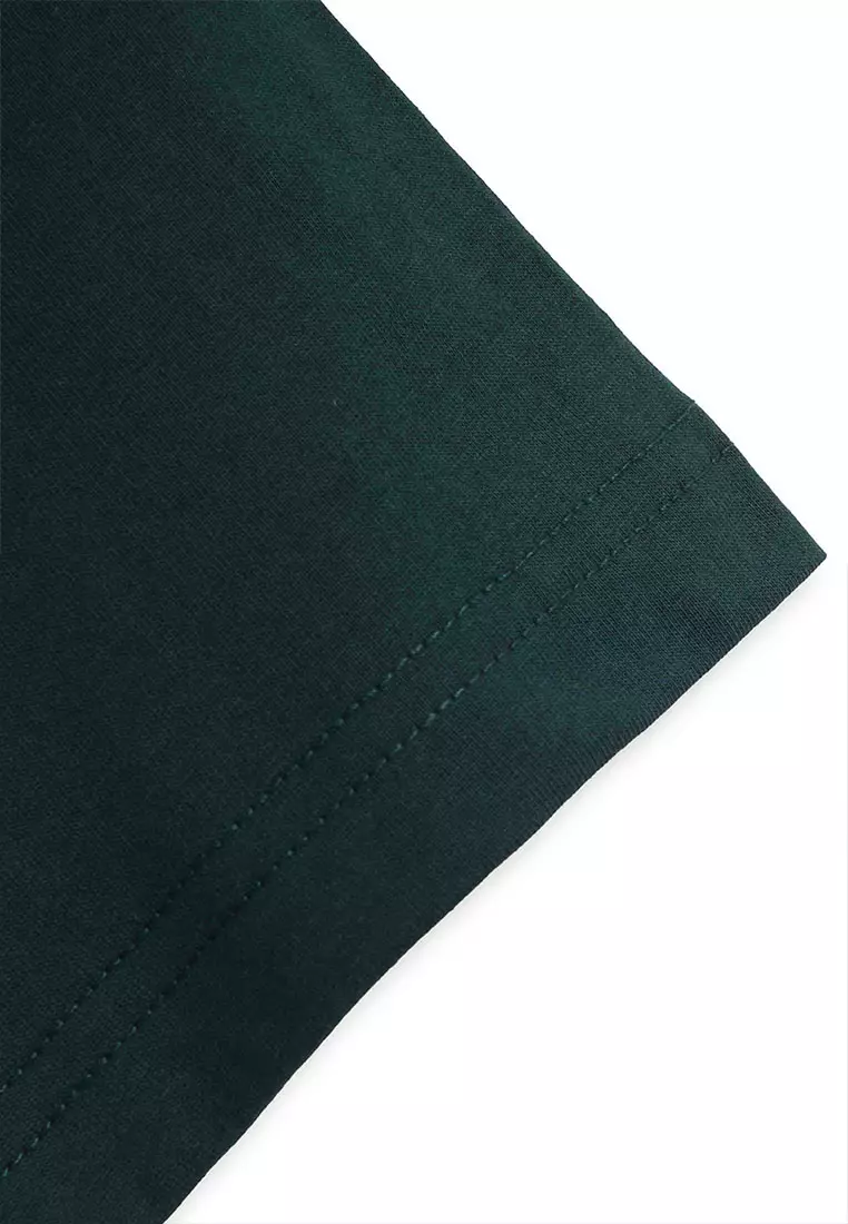 Men's Slim Fit Lion Logo Tee