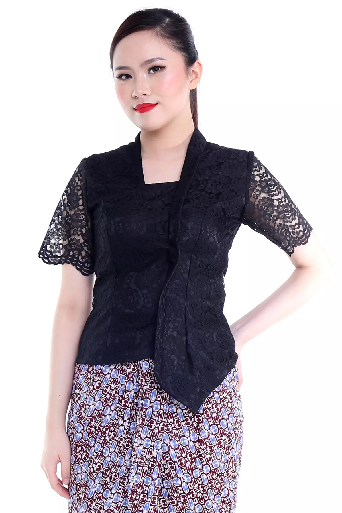 Katarina Lace Hitam Kebaya