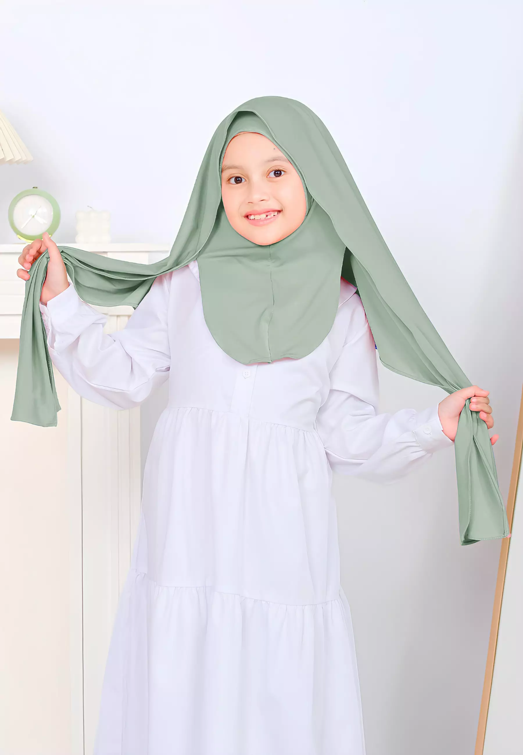 Hagia Curved Pashmina | Hijab Instan Anak | Kerudung Pashmina Inner Oval Anak - Green Tea