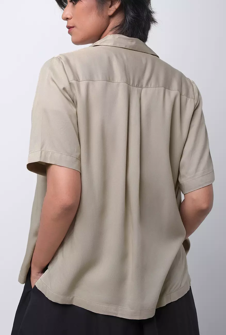 Kemeja Wanita Kenzy Beige Cream