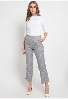 740 Model Baju Rajut Warna Putih Terbaik