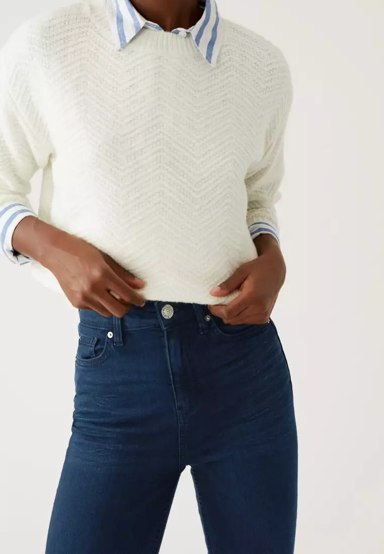 Sienna Straight Leg Jeans with Stretch