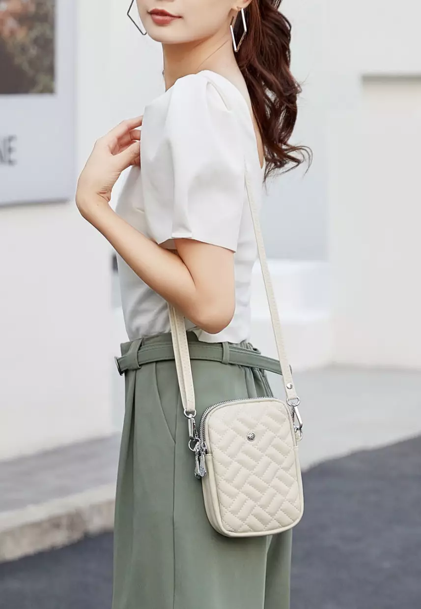 Tas Selempang / Dompet Wanita - Putih (Women's Shoulder Sling Bag / Sling Purse)