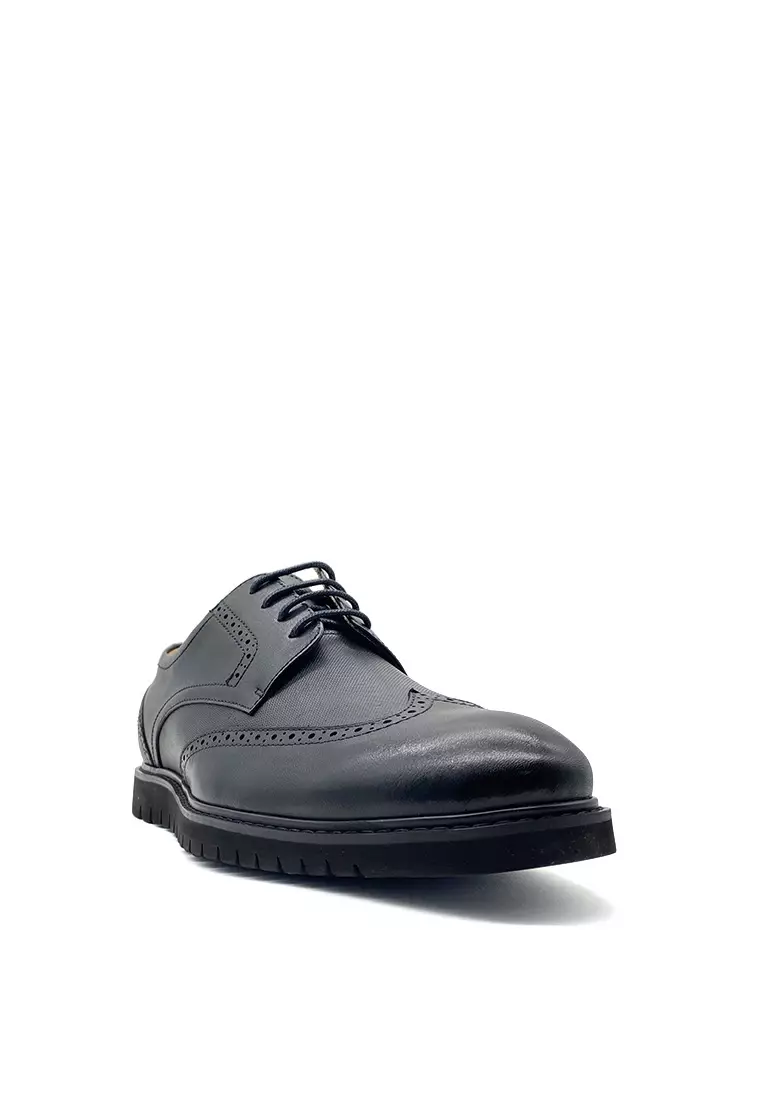 Discount on Hush Puppies  shoes - SKU: Walter Wingtip Men's BTS/Casual Shoes