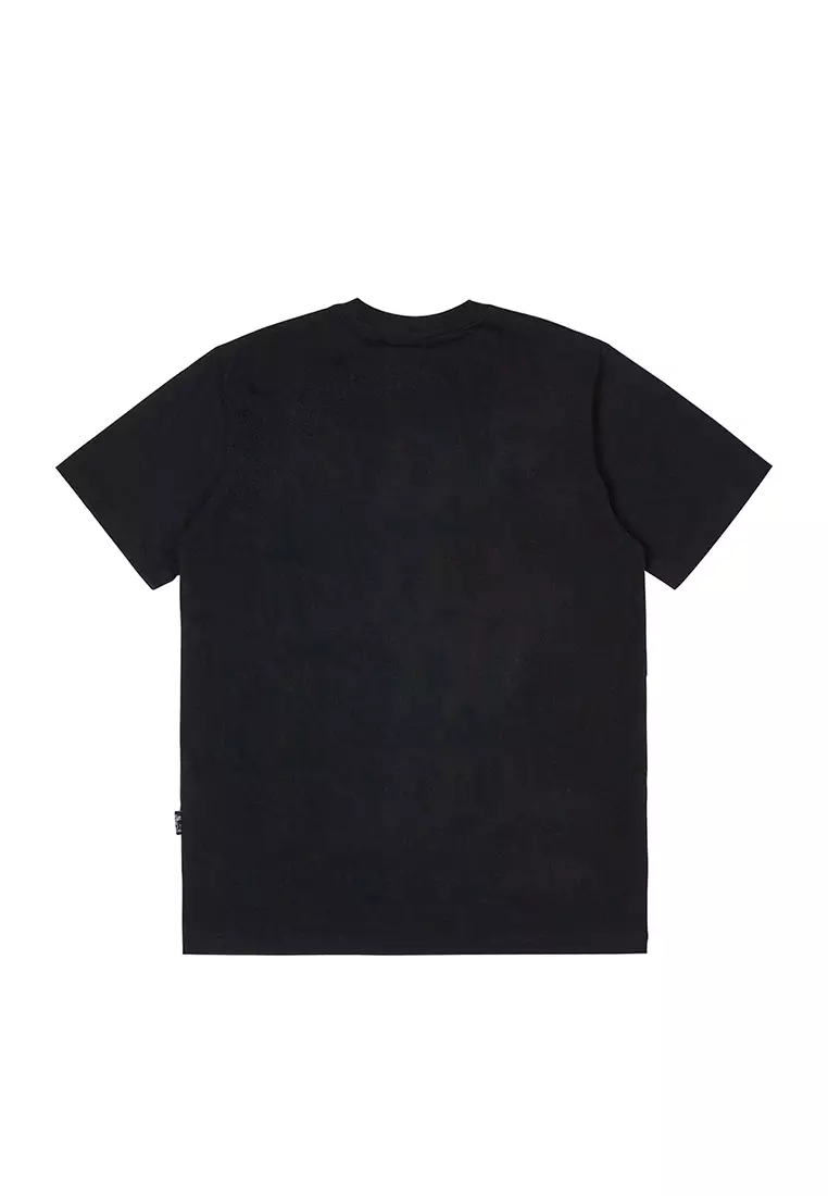 black t shirt with white border