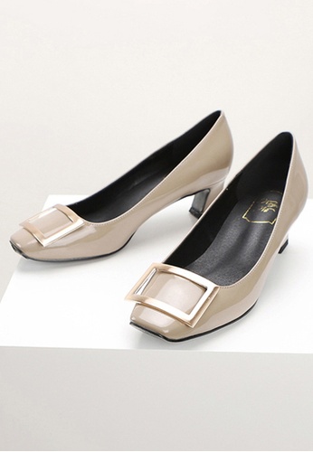 zalora pumps