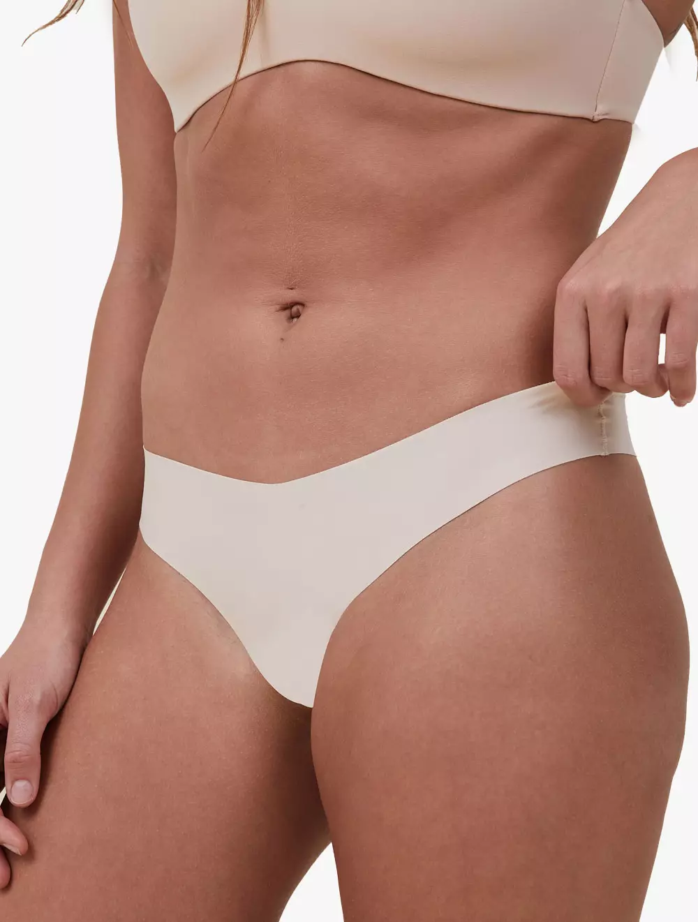 Cotton On Body -  Pakaian Wanita  - The Invisible G String Brief - (R) Frappe