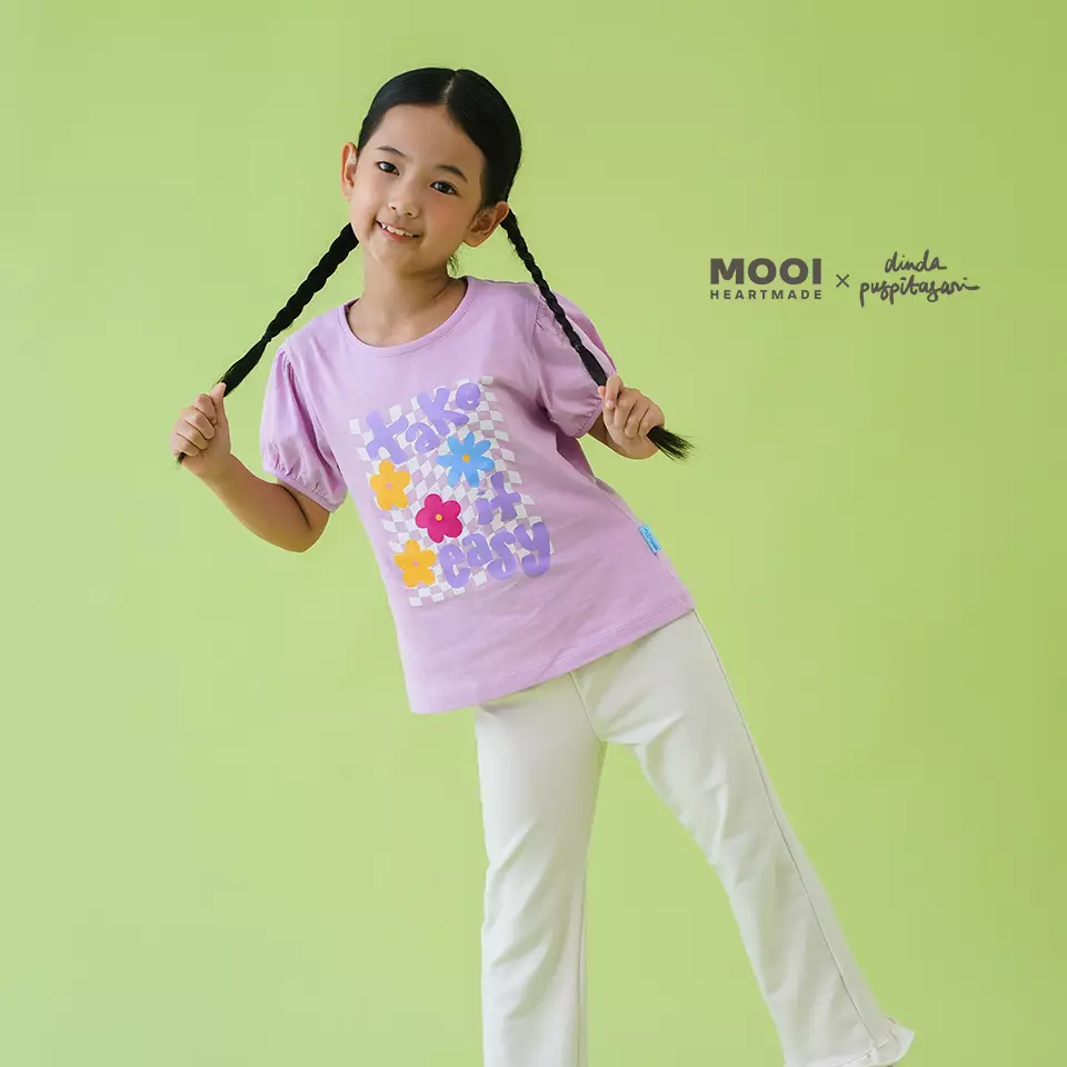 Mooi X Dinda Puspitasari Kaos Anak Perempuan T-shirt Graphic Tee Girls - Pink Blossom
